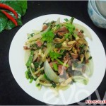 [Chế biến] Mỳ tôm xào bò thăn ớt xanh bổ dưỡng nóng hổi